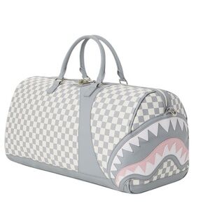 AIR TO THE THRONE JETSET DUFFLE . Good condition.